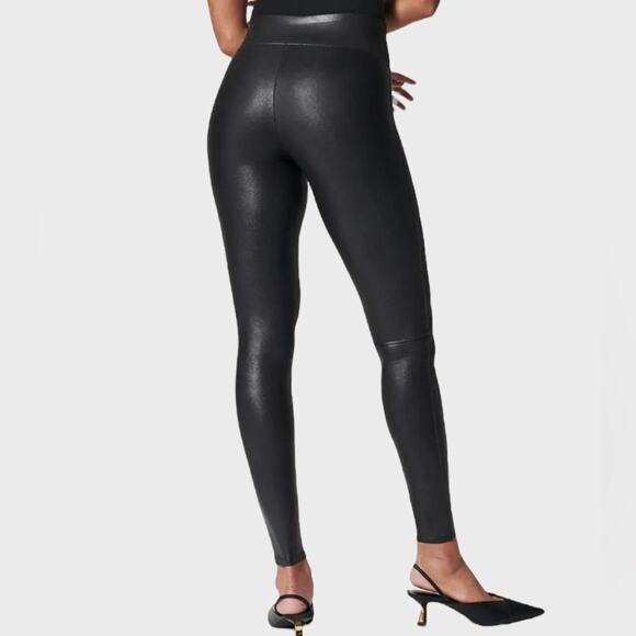 Spanx Black Faux Leather Mid Rise Tummy Shaping Leggings SZ M - Picture 4 of 9